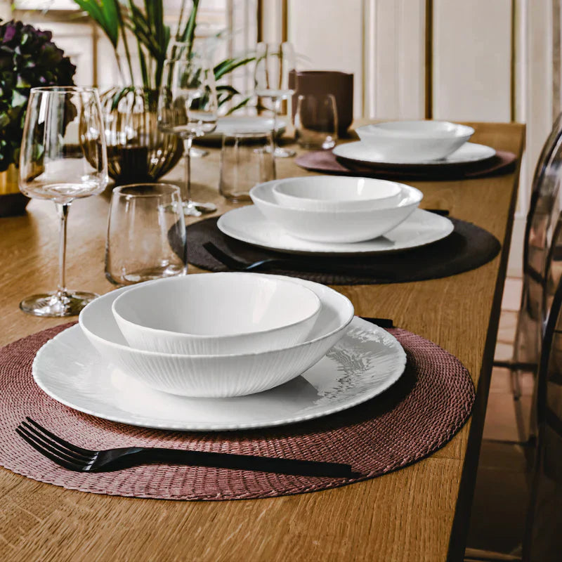 Servicio de platos: cómo elegir el set adecuado para tu mesa