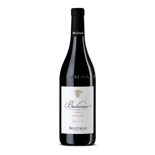 Bouteille de vin rouge Barbaresco Convivio Bel Colle avec étiquette blanche et inscriptions noires et rouges sur fond blanc
