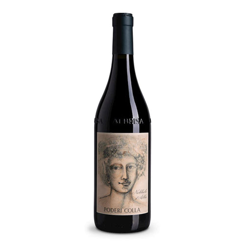 Bottiglia di vino con etichetta beige e disegno di un volto umano, chiusura nera, fondo scuro.