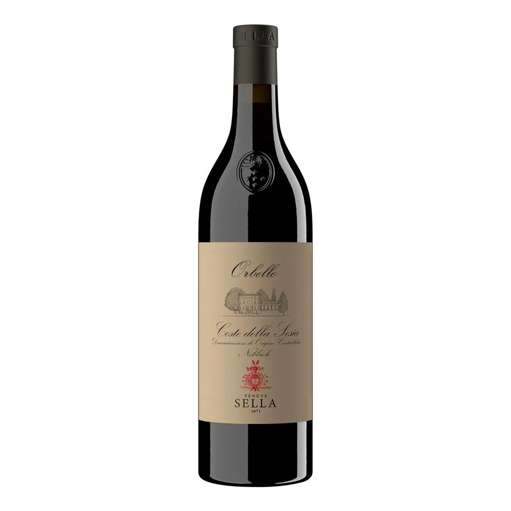 Numero di bottiglia di vino rosso con etichetta chiara, decorata con un disegno del palazzo e il logo "Sella".