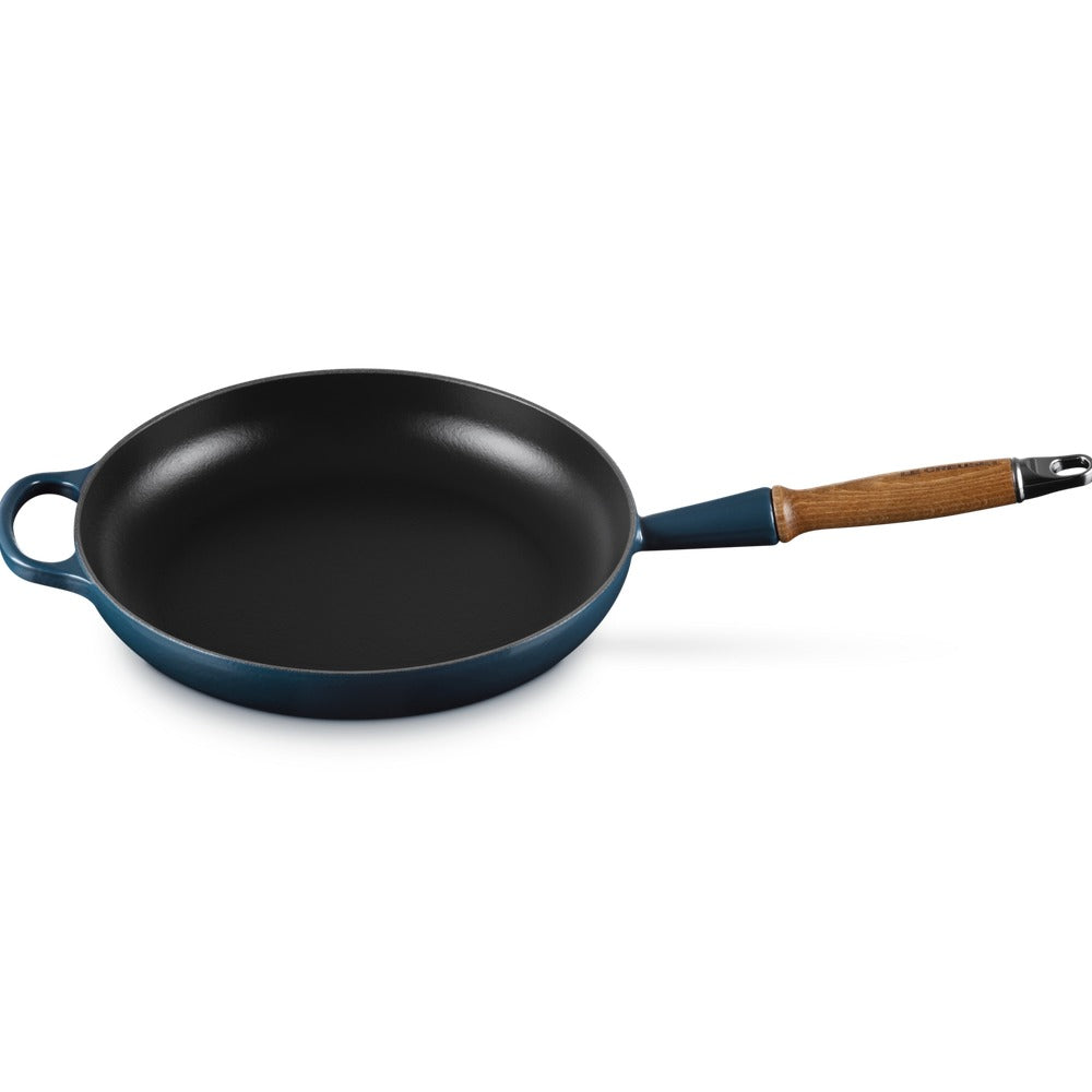 28 cm - Le Creuset Evolution poêle basse en fonte vitrifiée avec manche en bois