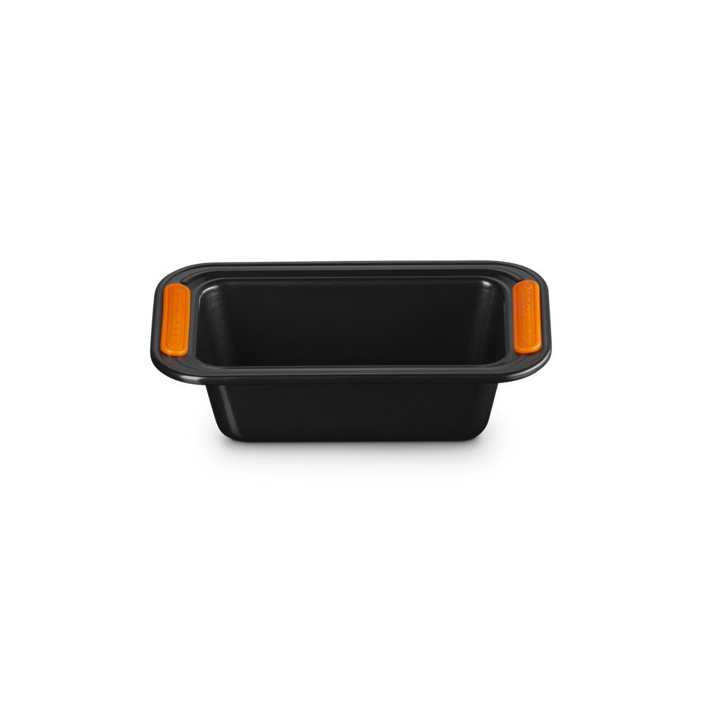 Plateau rectangulaire noir avec poignées orange, en matière plastique, sur fond blanc.