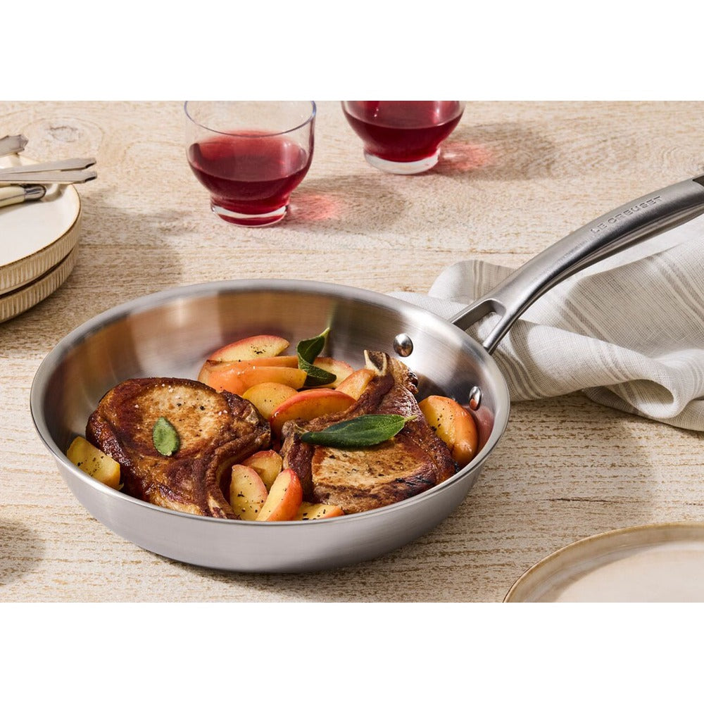 Le Creuset Essential Poêle basse en acier inox