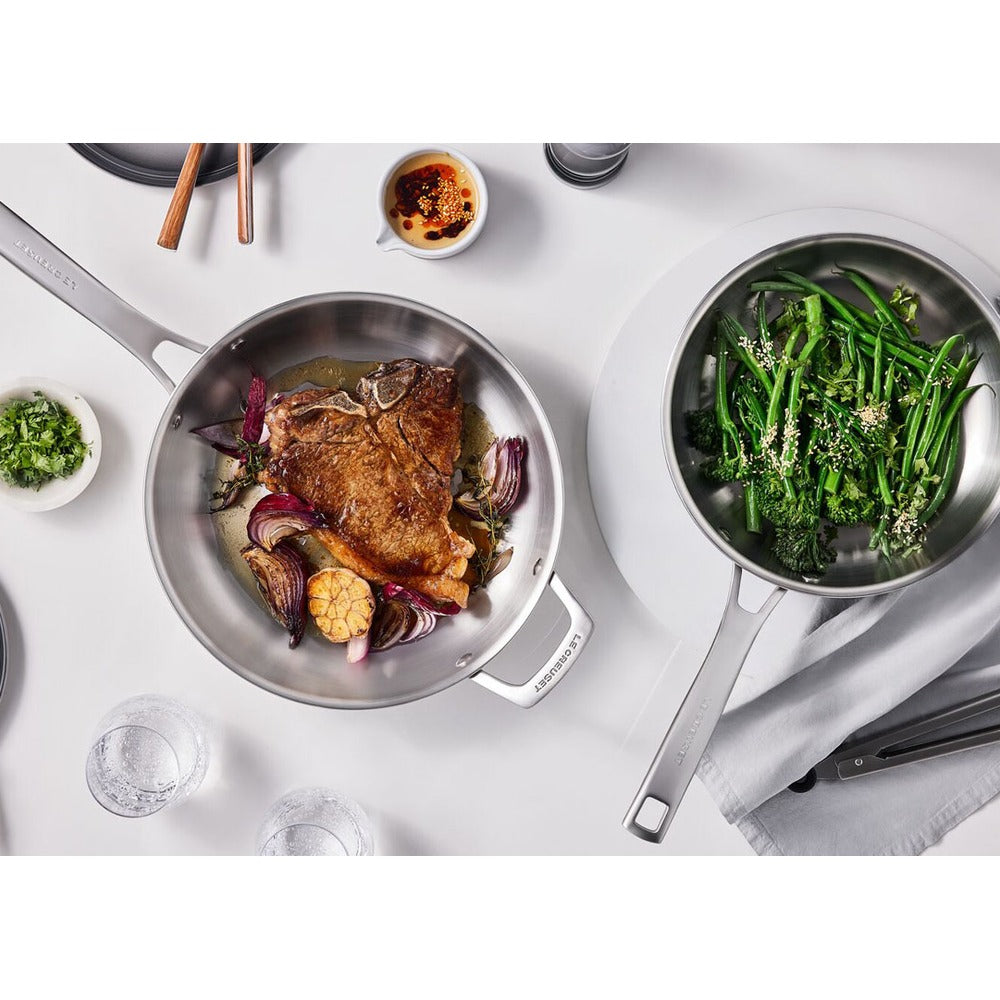 Le Creuset Essential Poêle basse en acier inox