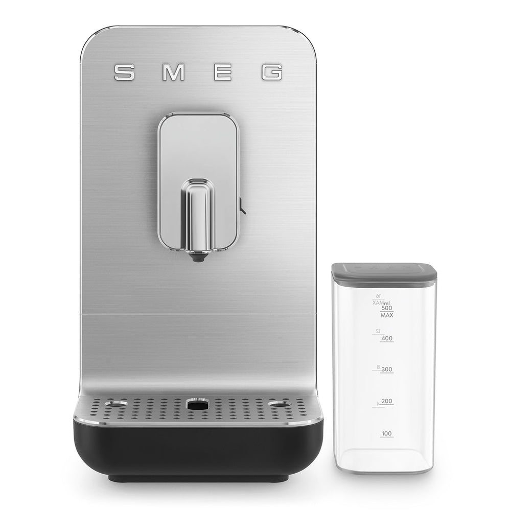 Smeg machine à espresso automatique avec système lait