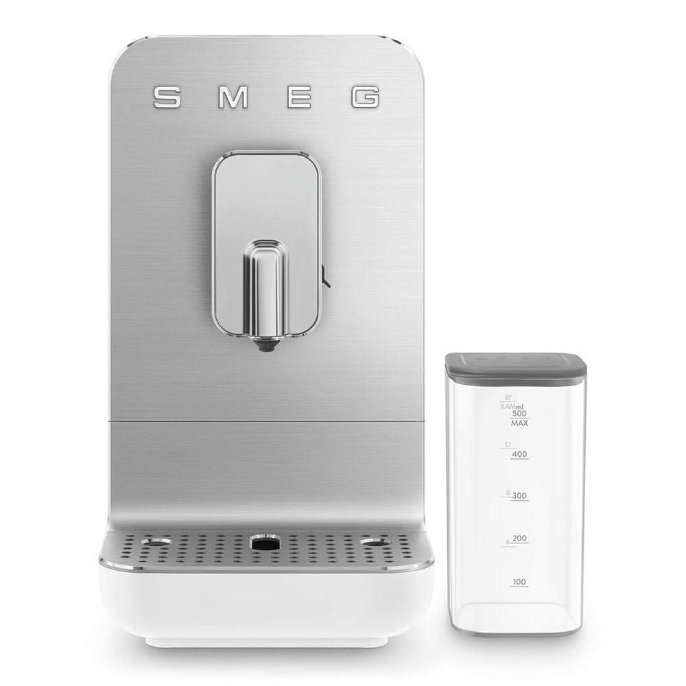 Smeg machine à espresso automatique avec système lait