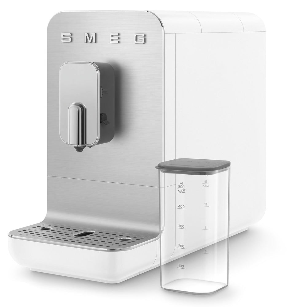 Smeg machine à espresso automatique avec système lait