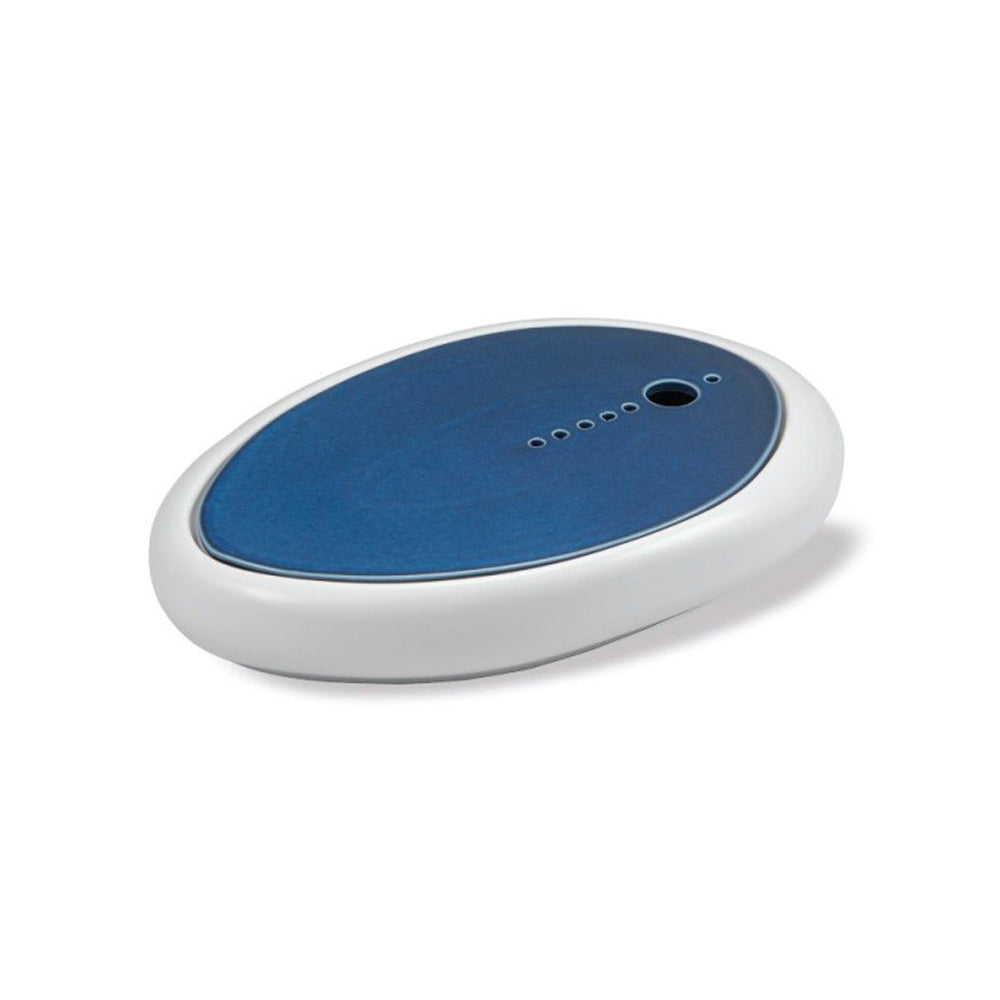Detector o sensor ovalado blanco con superficie superior azul y siete pequeños orificios circulares dispuestos en fila
