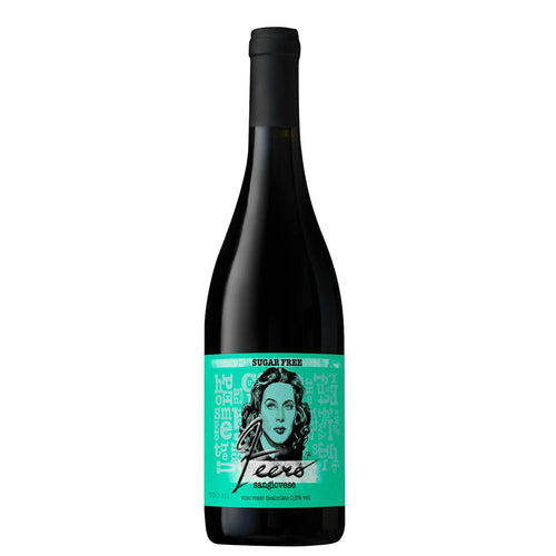 bottiglia di vino rosso scuro in vetro con etichetta verde acqua, volto femminile disegnato e testo "Feero
