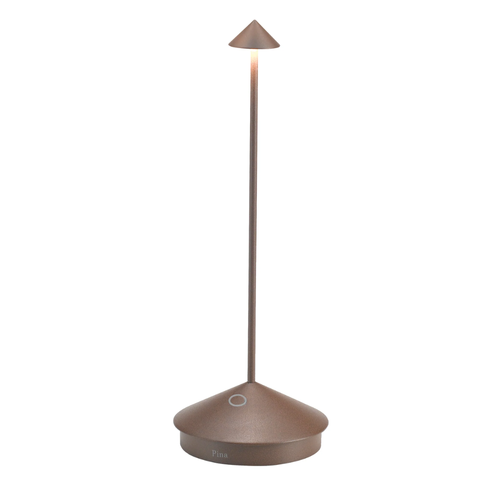 lampada da tavolo color corten con base e paralume conici in metallo opaco con pulsante touch, design moderno minimalista