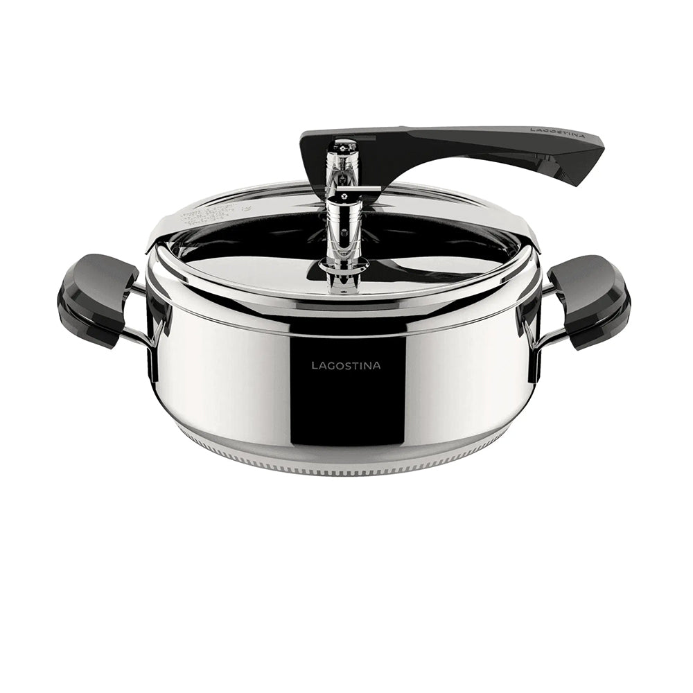 Olla a presión baja Lagostina de acero inoxidable con asas negras.
