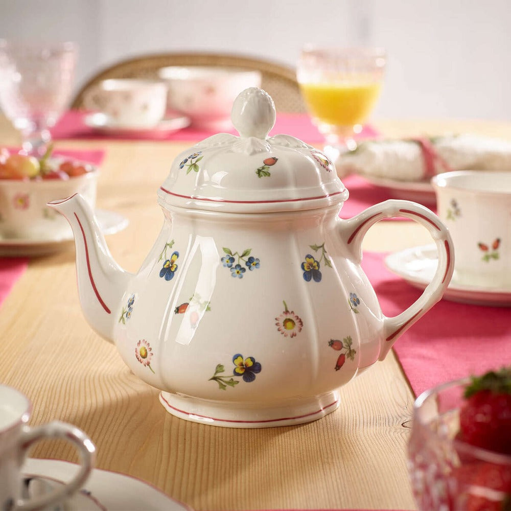 90 cl - Villeroy & Boch Petite Fleur Teapot in Premium Porcelain
