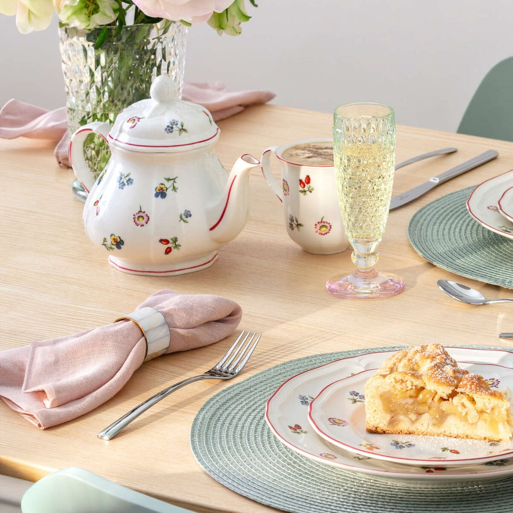 90 cl - Villeroy & Boch Petite Fleur Teapot in Premium Porcelain