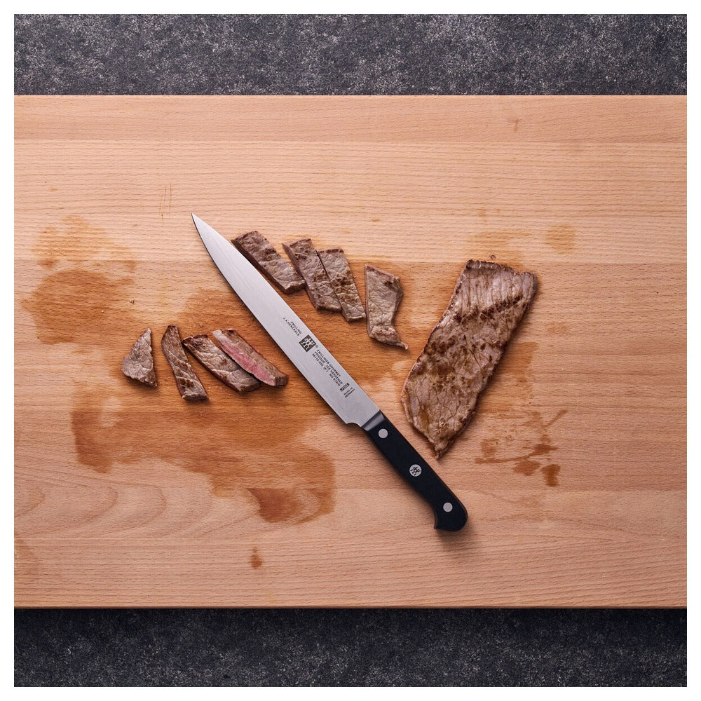 Zwilling Gourmet Smooth Carving Knife in Stainless Steel