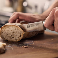 20 cm - Zwilling Professional S Coltello Pane Seghettato In Acciaio Inox