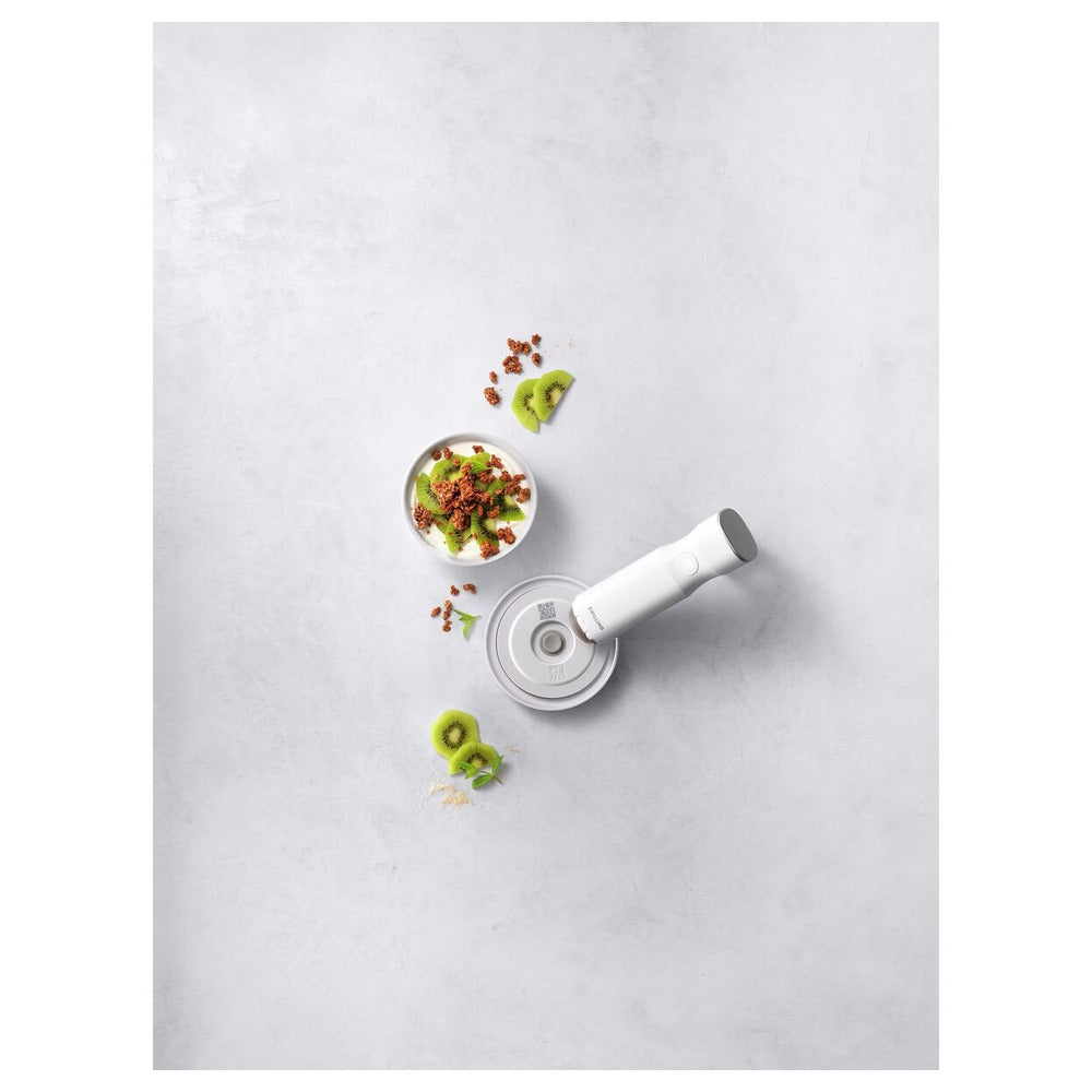 Zwilling Fresh & Save vacuum lid in ABS