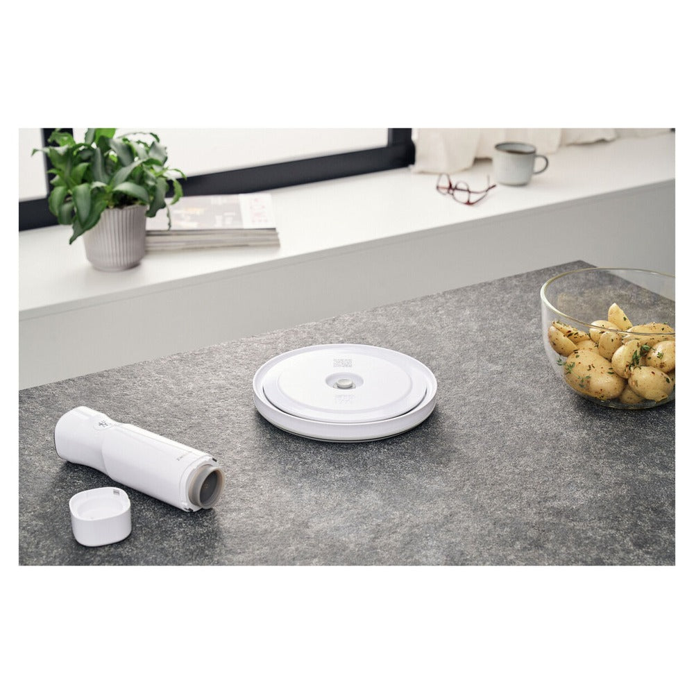 Zwilling Fresh & Save vacuum lid in ABS