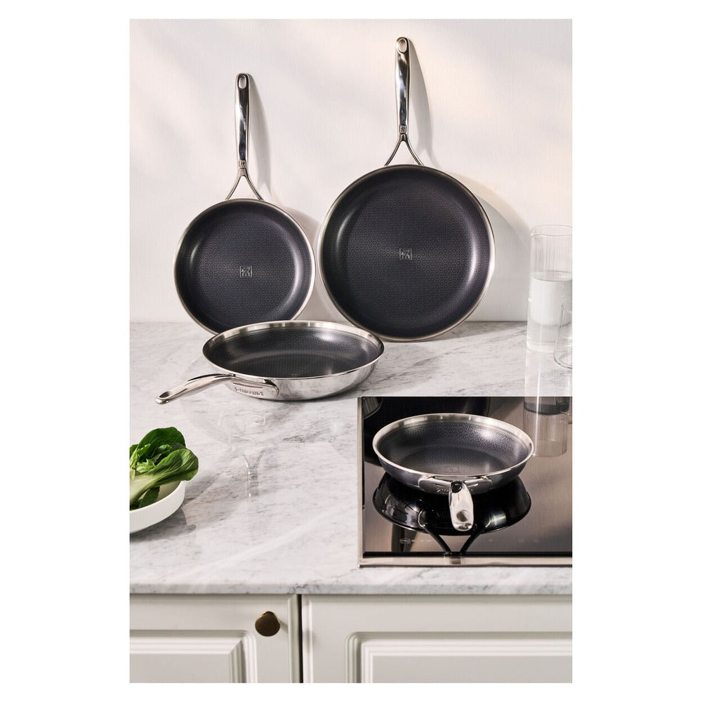 Zwilling Peak anti-aanbak ondiepe pan in roestvrij staal met Ceraforce Hycoat coating