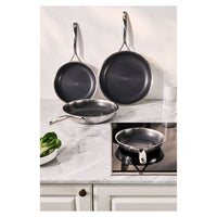 Zwilling Peak anti-aanbak ondiepe pan in roestvrij staal met Ceraforce Hycoat coating