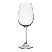 transparent Weinglas aus Glas mit langer Stiel und white runder Fuß auf weißem Hintergrund