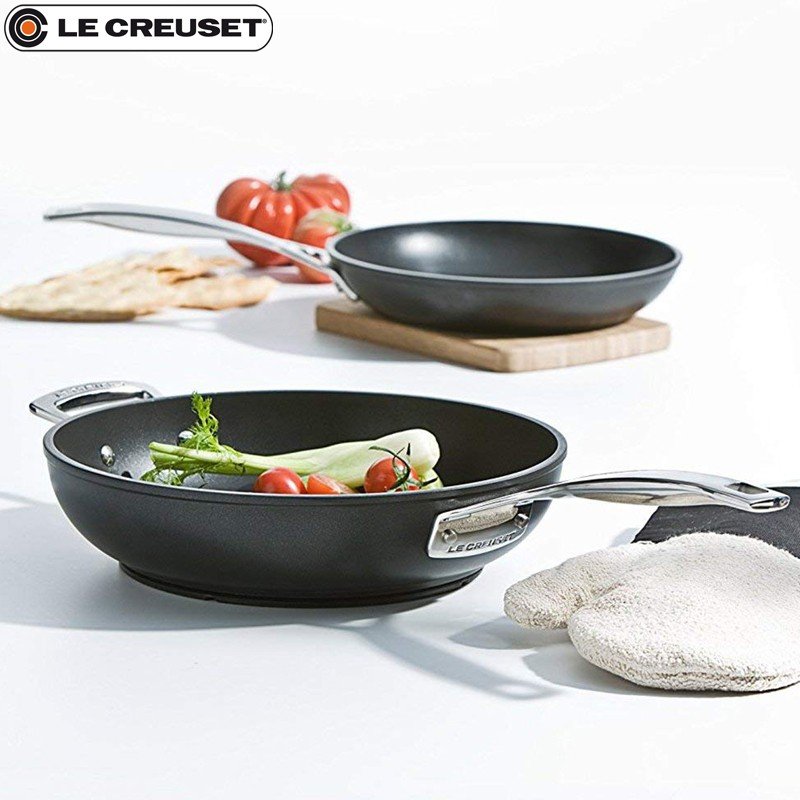Le Creuset Les Forgees antihaftbeschichtete flache Pfanne aus Aluminium