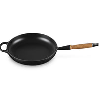 28 cm - Le Creuset Evolution shallow pan in vitrified cast iron with wooden handle