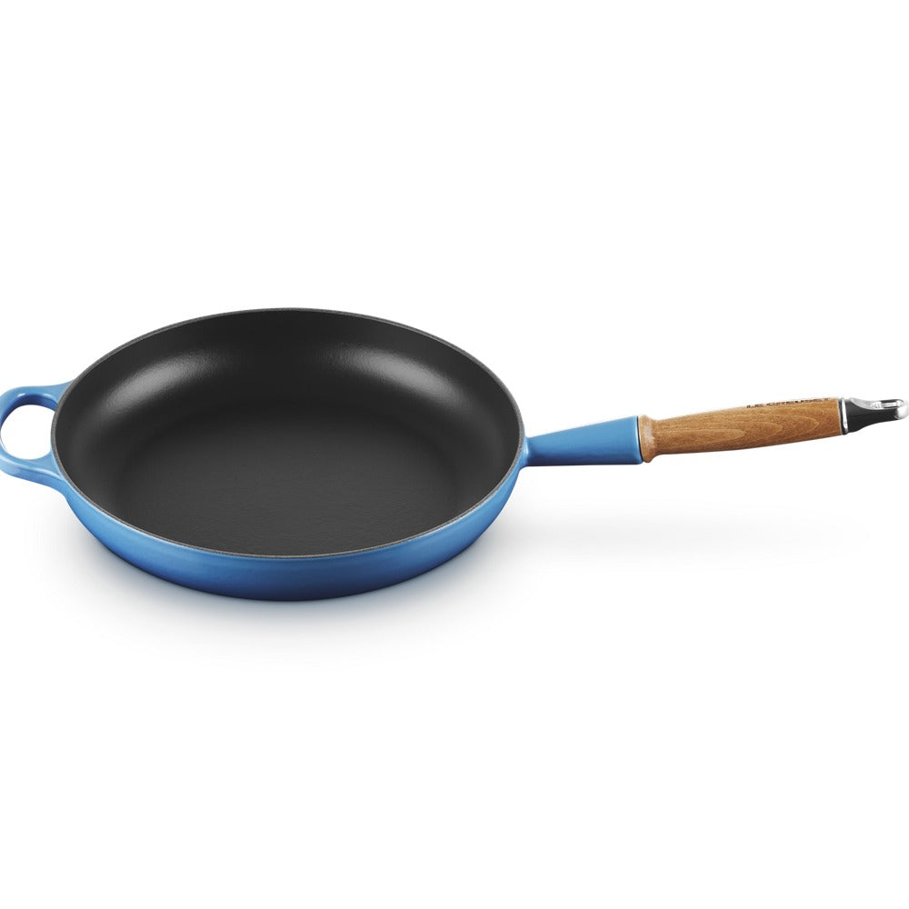 28 cm - Le Creuset Evolution shallow pan in vitrified cast iron with wooden handle
