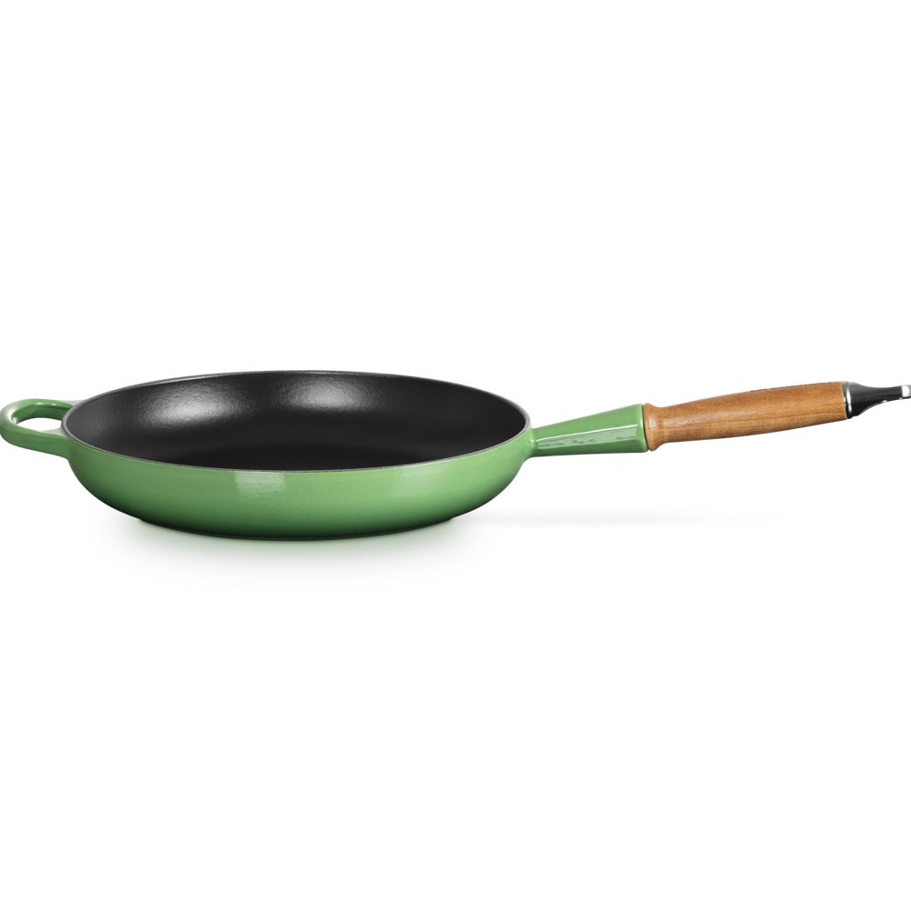 28 cm - Le Creuset Evolution shallow pan in vitrified cast iron with wooden handle