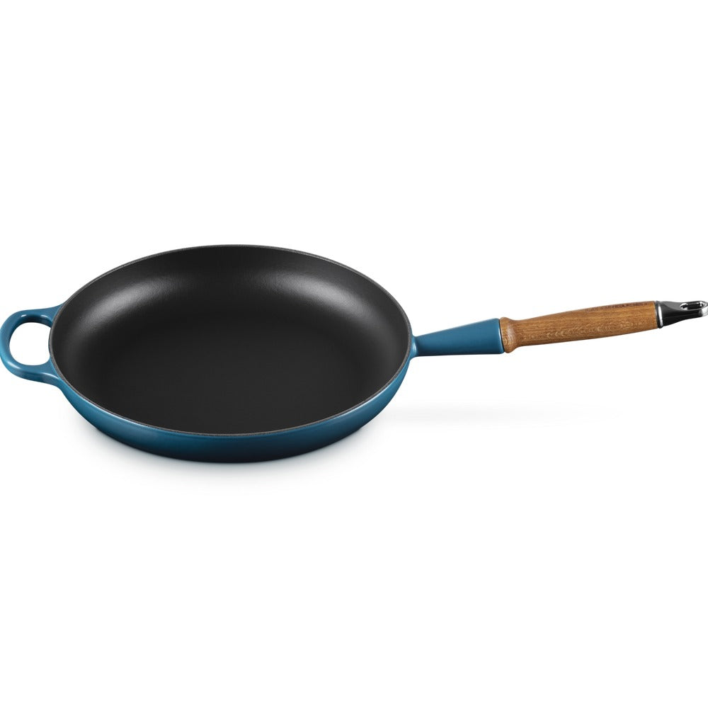 28 cm - Le Creuset Evolution shallow pan in vitrified cast iron with wooden handle