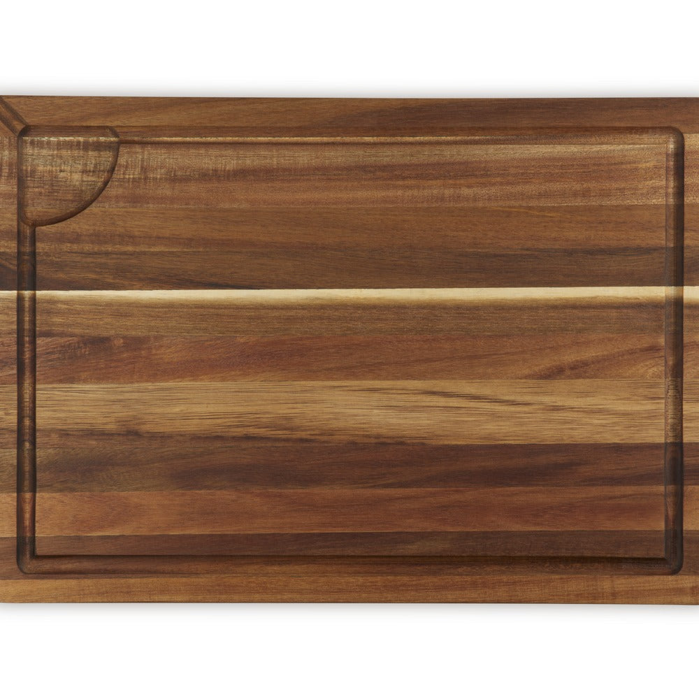 Le Creuset Cutting Board in Acacia Wood