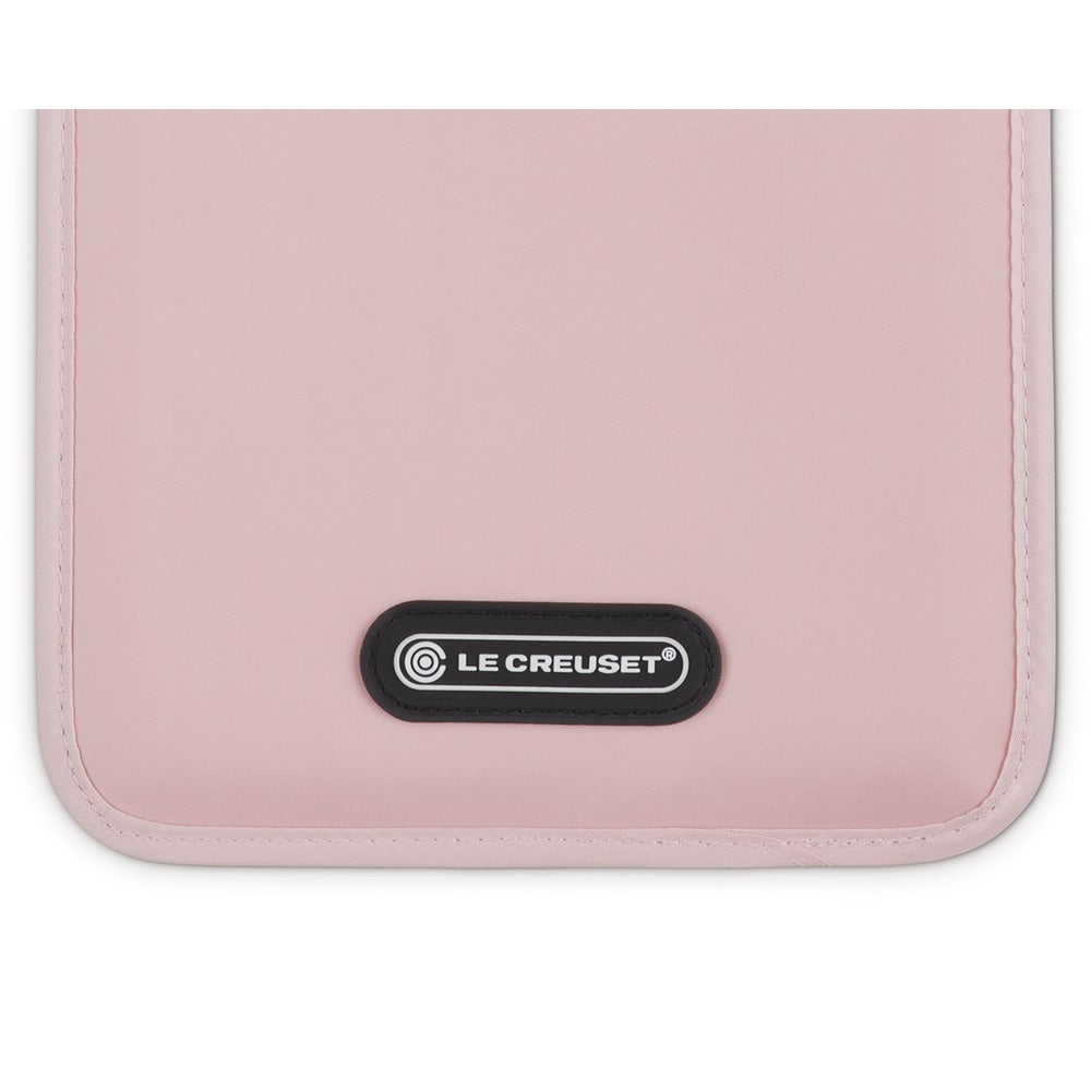 Pink case in synthetic material, with LE CREUSET logo in black on white background, rounded edges.