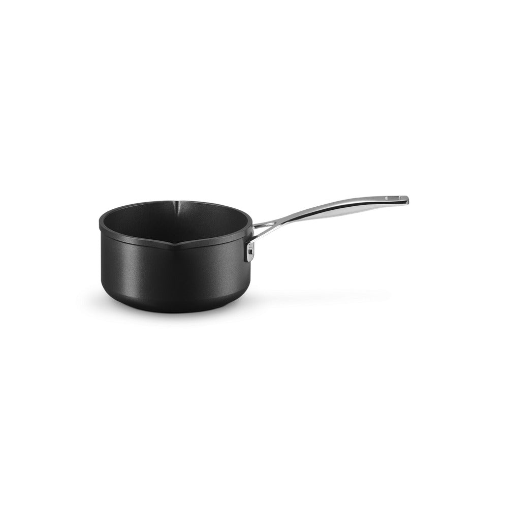Le Creuset Essential Kochtopf Mit Doppelausguss Und Aluminiumgriff
