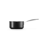 Le Creuset Essential Kochtopf Mit Doppelausguss Und Aluminiumgriff