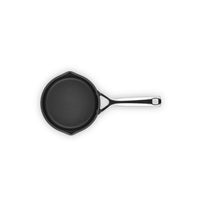 Le Creuset Essential Kochtopf Mit Doppelausguss Und Aluminiumgriff