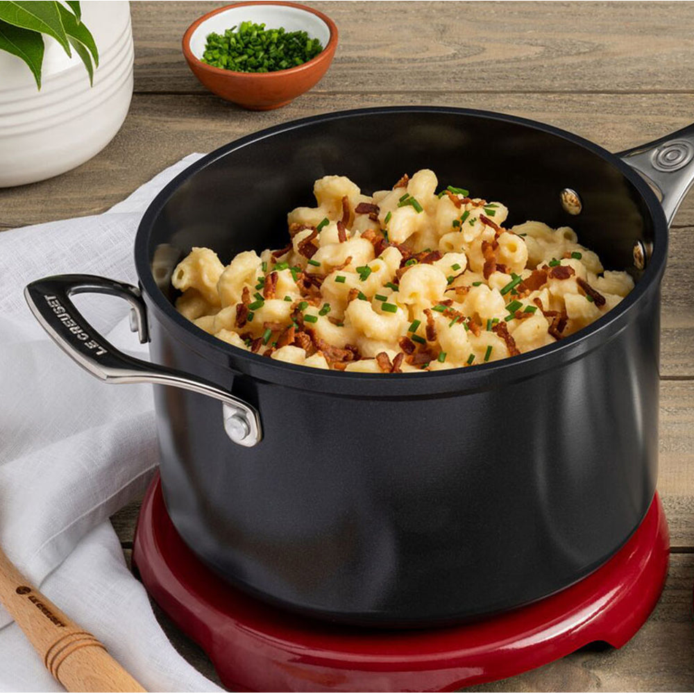 Le Creuset Essential Casseruola Manico Lungo con Coperchio Antiaderenti Con Rivestimento In Ceramica In Acciaio Inox