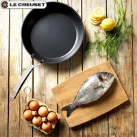 Le Creuset Les Forgees antihaftbeschichtete flache Pfanne aus Aluminium