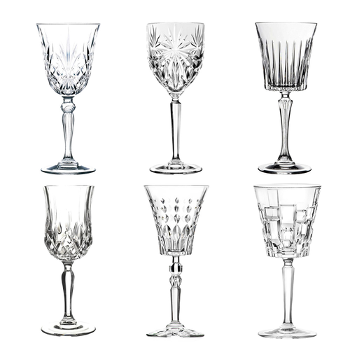 set omvat Melodia, Oasis, Etna, Timeless, Opera en Marilyn, met inhoud van 23 tot 30 cl, geschikt voor wijn, water,