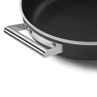 28 cm - Smeg Cookware shallow non-stick ceramic pan in aluminum with lid