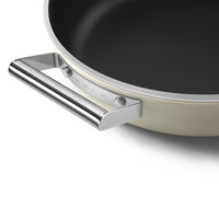 28 cm - Smeg Cookware shallow non-stick ceramic pan in aluminum with lid