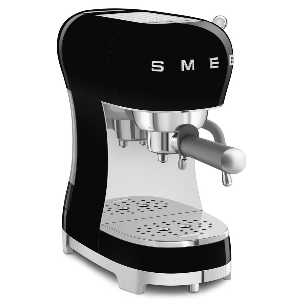 Smeg 50's Style manual espresso machine