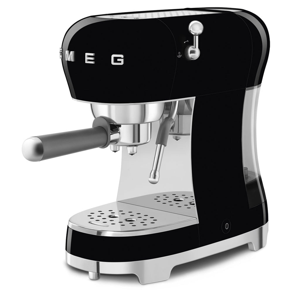 Smeg 50's Style manual espresso machine