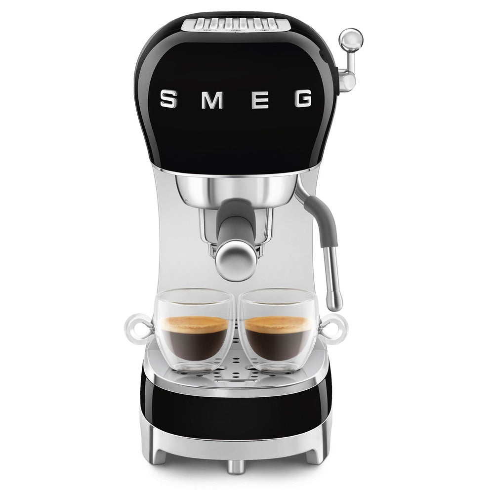 Smeg 50's Style manual espresso machine