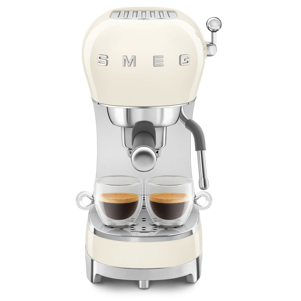 Smeg 50's Style manual espresso machine