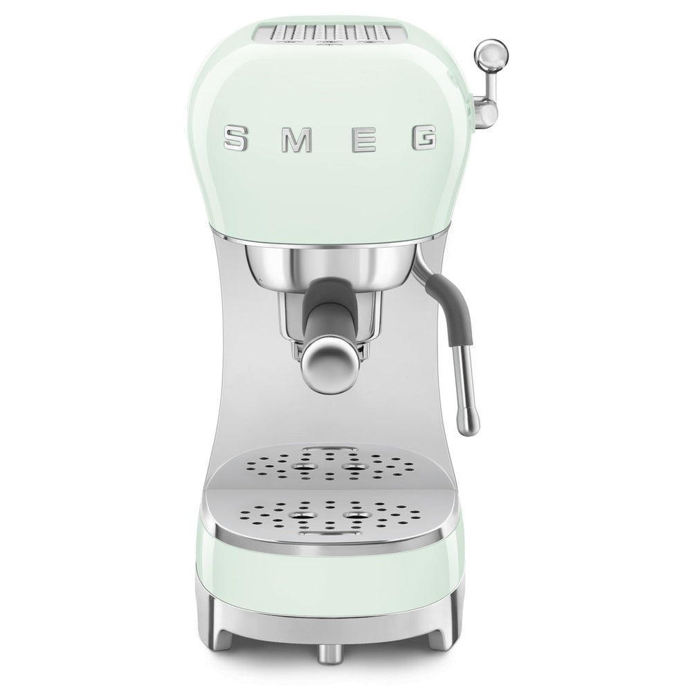Smeg 50's Style manual espresso machine