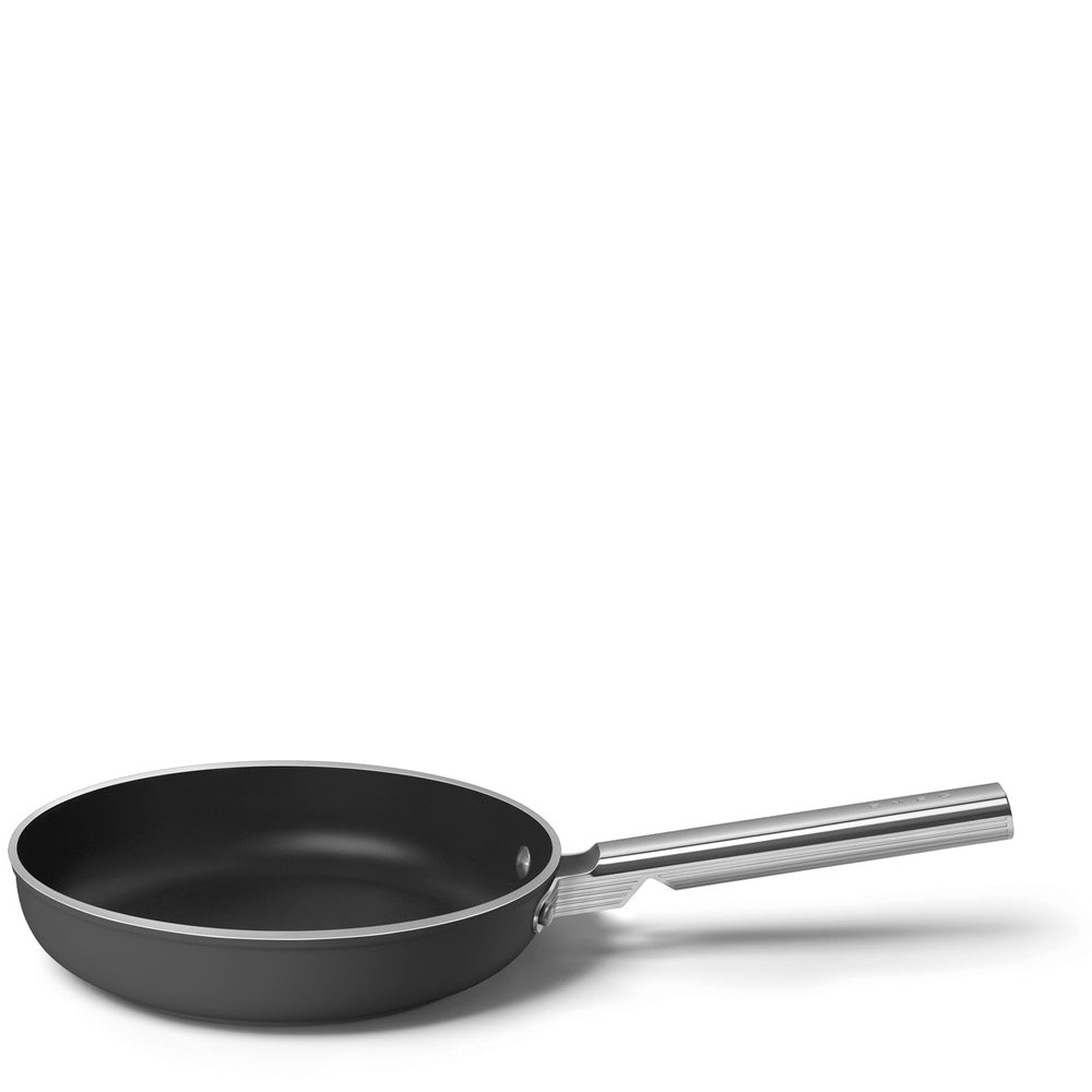 Smeg Cookware non-stick ceramic shallow pan in aluminum