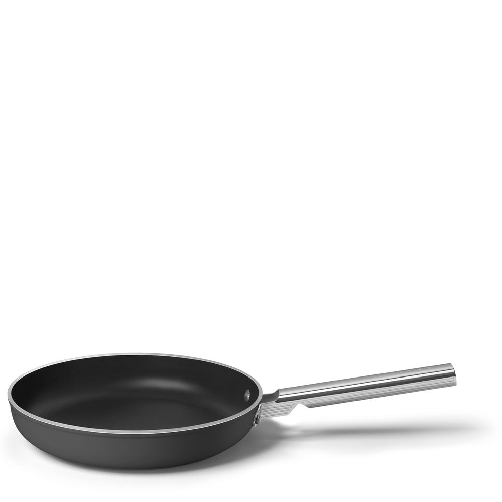 Smeg Cookware non-stick ceramic shallow pan in aluminum