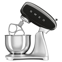 800 Watt - Smeg Standard robot pâtissier électrique 10 vitesses avec accessoires inclus
