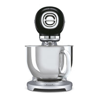 800 Watt - Smeg Standard robot pâtissier électrique 10 vitesses avec accessoires inclus