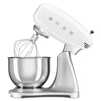 800 Watt - Smeg Standard robot pâtissier électrique 10 vitesses avec accessoires inclus