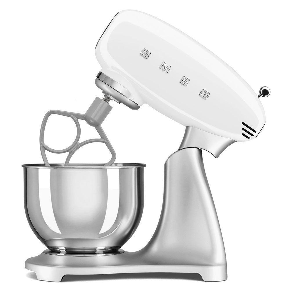 800 Watt - Smeg Standard robot pâtissier électrique 10 vitesses avec accessoires inclus